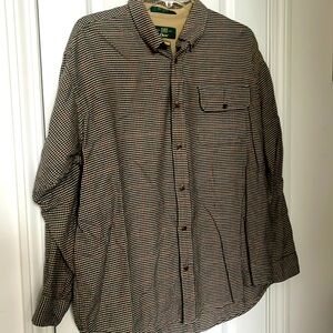 NWOT! Men’s Orvis Plaid Button Down Shirt. 100% Cotton. Size XL